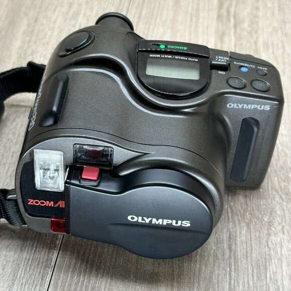 Olympus Infinity SuperZoom 330 AF Point & Shoot 38-105mm  Film Camera Tested - Picture 5 of 13